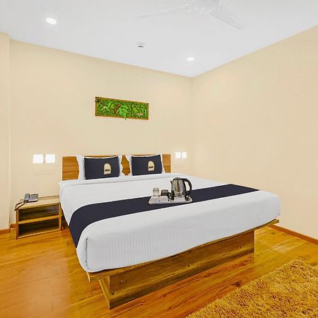 Super Townhouse Oak Hillside Aqua Hotel Khandagiri Luaran gambar