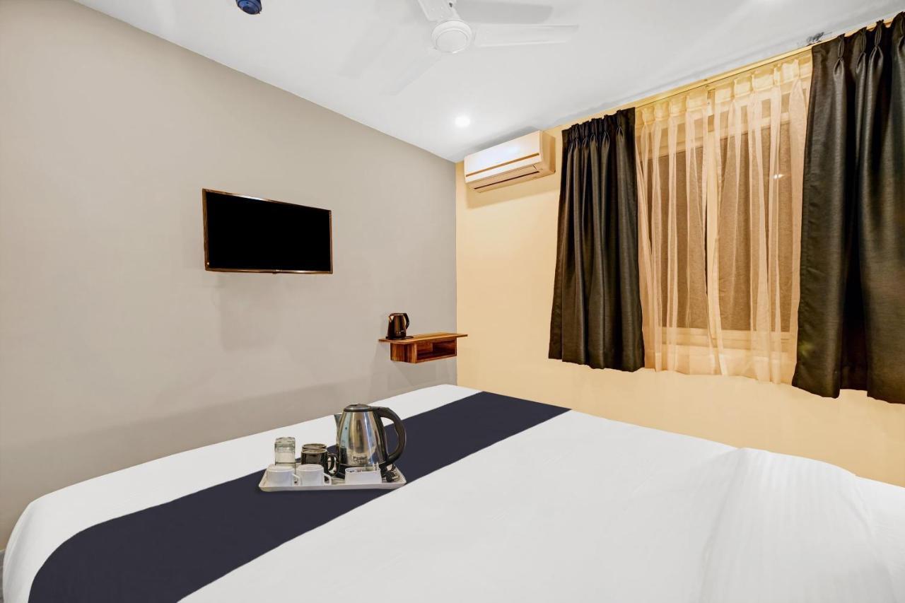 Super Townhouse Oak Hillside Aqua Hotel Khandagiri Luaran gambar
