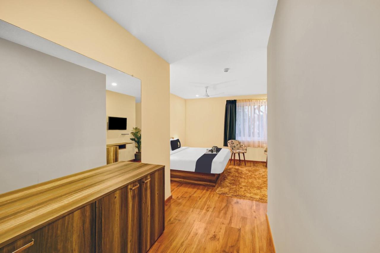 Super Townhouse Oak Hillside Aqua Hotel Khandagiri Luaran gambar